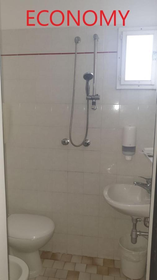 Hotel Adria Mare Rimini Eksteriør billede