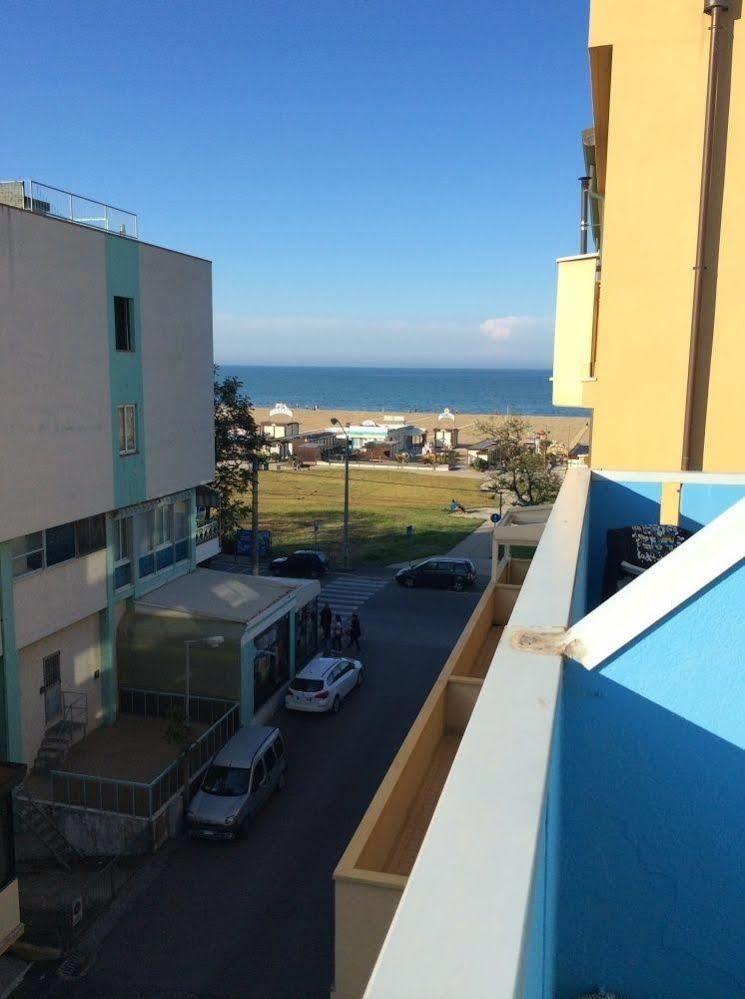 Hotel Adria Mare Rimini Eksteriør billede