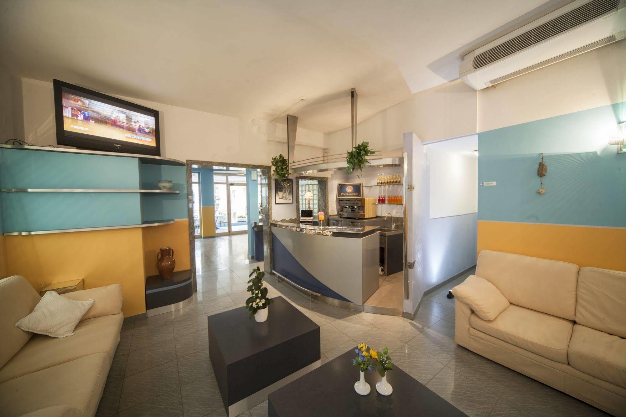 Hotel Adria Mare Rimini Eksteriør billede